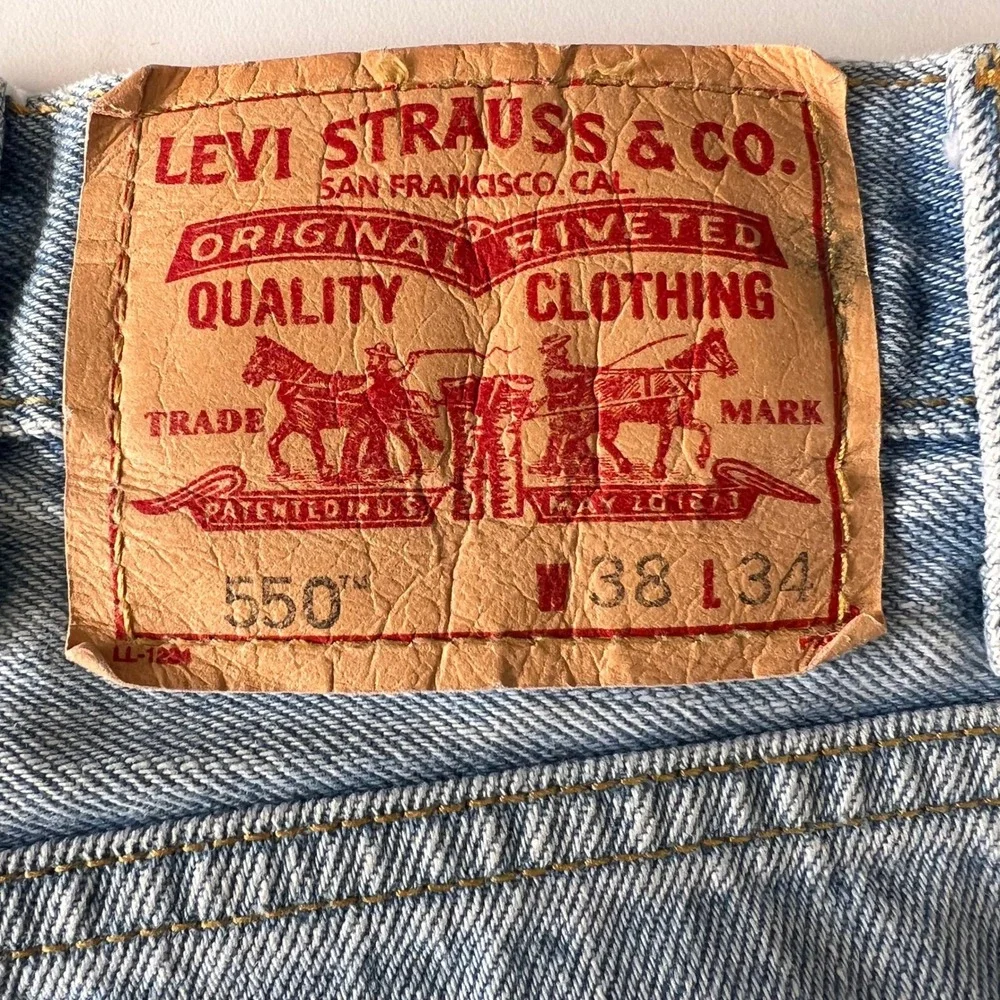 Levis 550 Relaxed Fit Light Wash Denim Jeans Mens W38 L34 100% Cotton